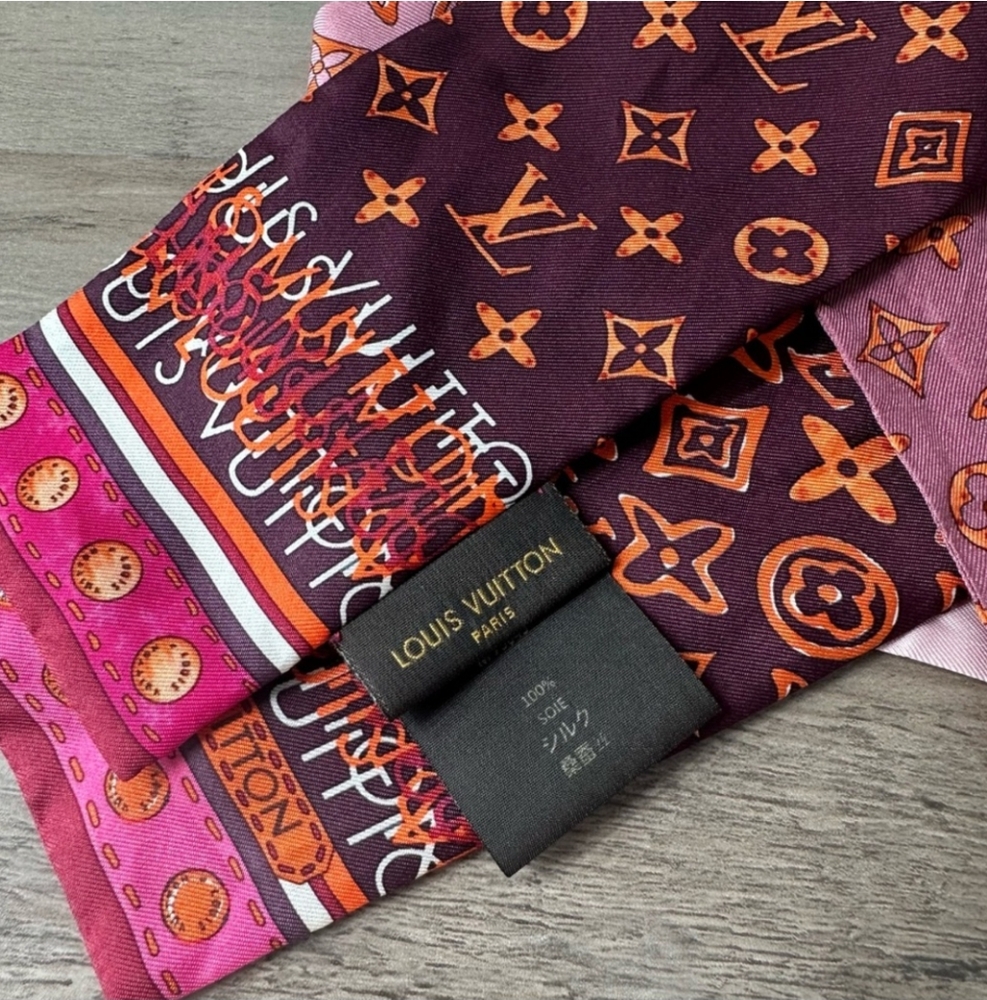 LOUIS VUITTON Bandeau/Bag Scarf - Silk Monogram Map Orient - Picture 8 of 9
